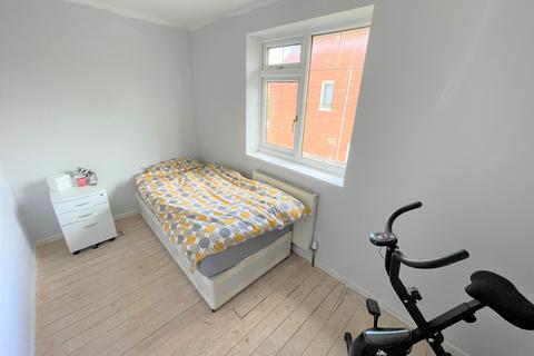 26 Ascot Drive, Cannock, WS11 1PE
