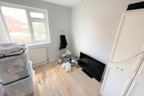 26 Ascot Drive, Cannock, WS11 1PE