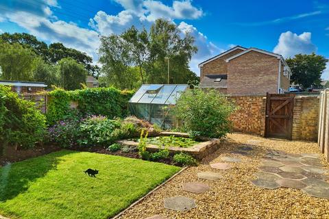 5 Beechdale Walk, Calmore, Southampton, SO40 2GJ