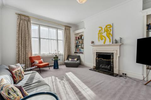 3 bedroom flat to rent, Durward House, 31 Kensington Court, London