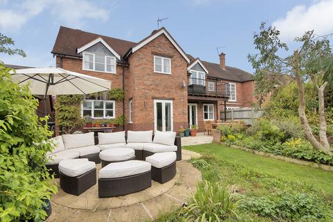 Acorns Barton Road, Welford On Avon, Stratford-upon-avon, CV37 8EY