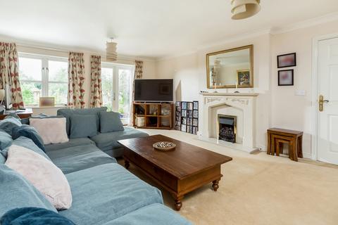 Acorns Barton Road, Welford On Avon, Stratford-upon-avon, CV37 8EY