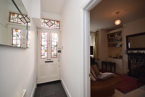 12 Alston Road, London, SW17 0TP