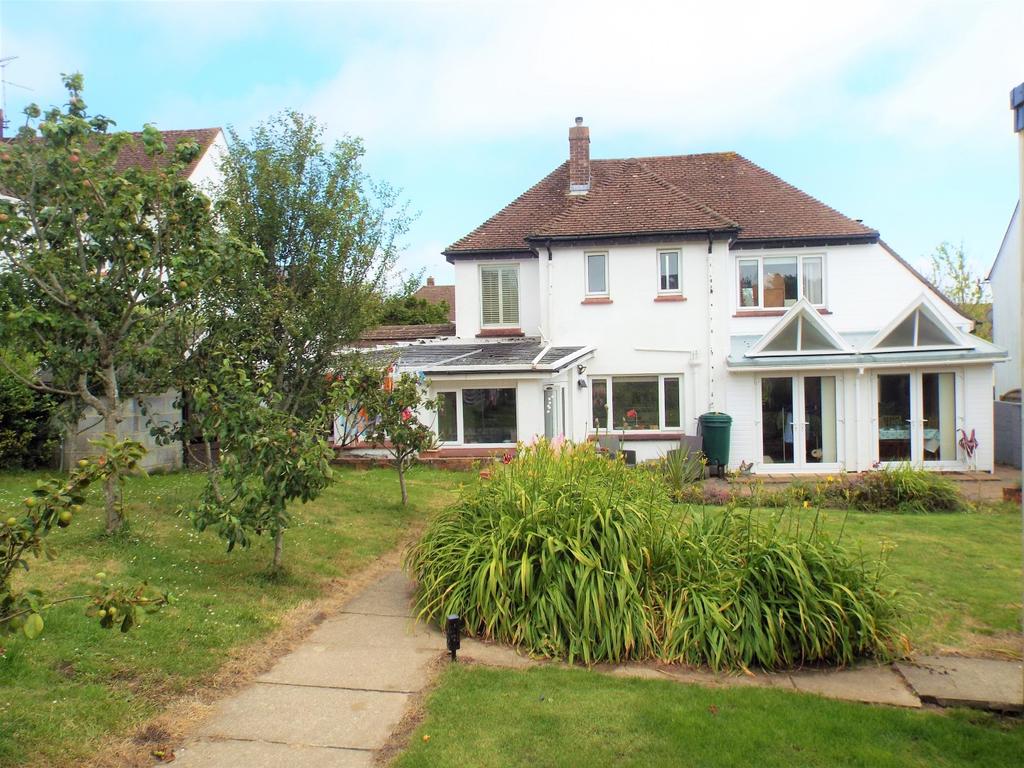 43 Beaufort Avenue, Langland... 3 bed detached house £675,000