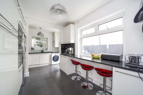 63 Revell Road, Kingston Upon Thames, KT1 3SL