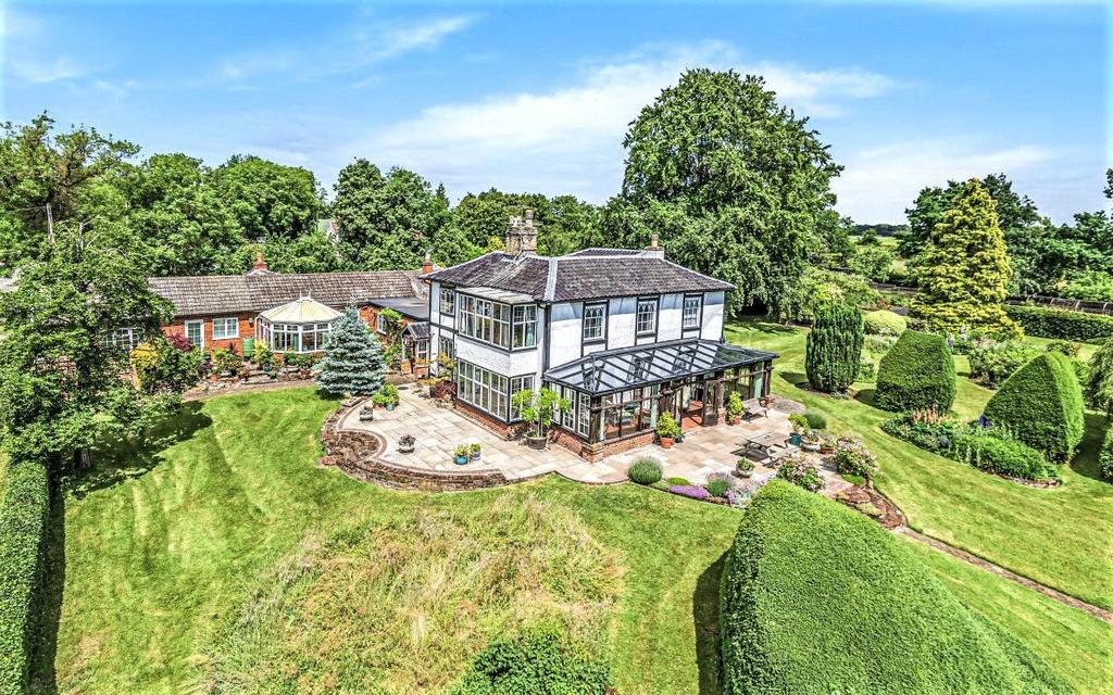 Finningham Road, Gislingham, Eye, Suffolk, IP23 6 bed detached house