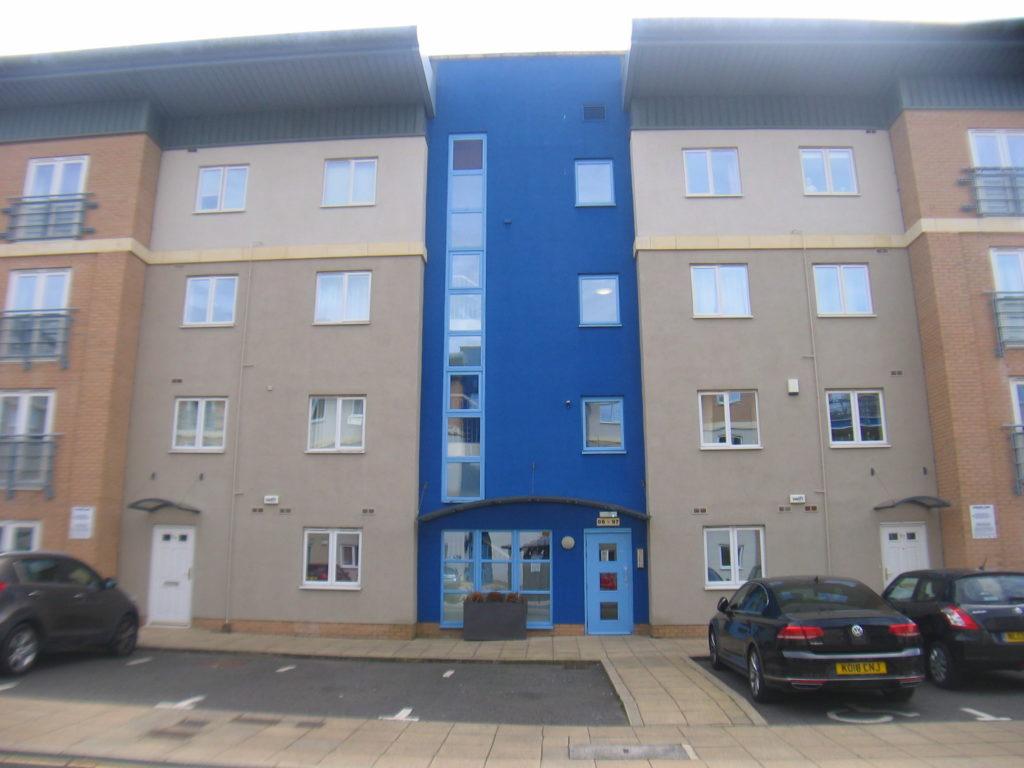 Knightsbridge Court, Gosforth, NE3 2JZ 2 bed apartment £175,000