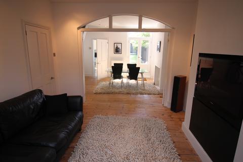 31 Buckhurst Road, Frimley Green, Camberley, GU16 6LJ