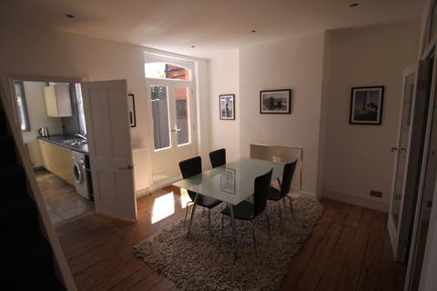 31 Buckhurst Road, Frimley Green, Camberley, GU16 6LJ