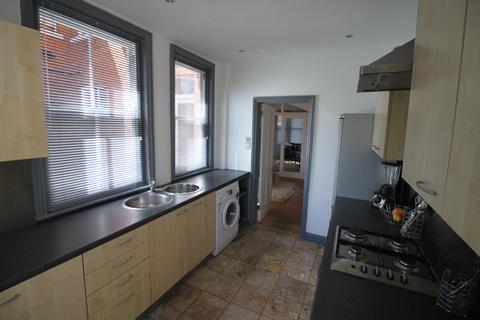 31 Buckhurst Road, Frimley Green, Camberley, GU16 6LJ
