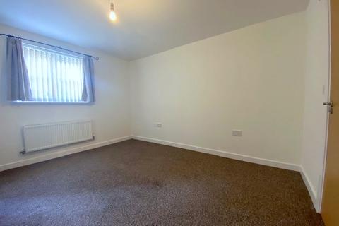 2 bedroom flat to rent - Hartford Drive, Bury, BL8 1WD