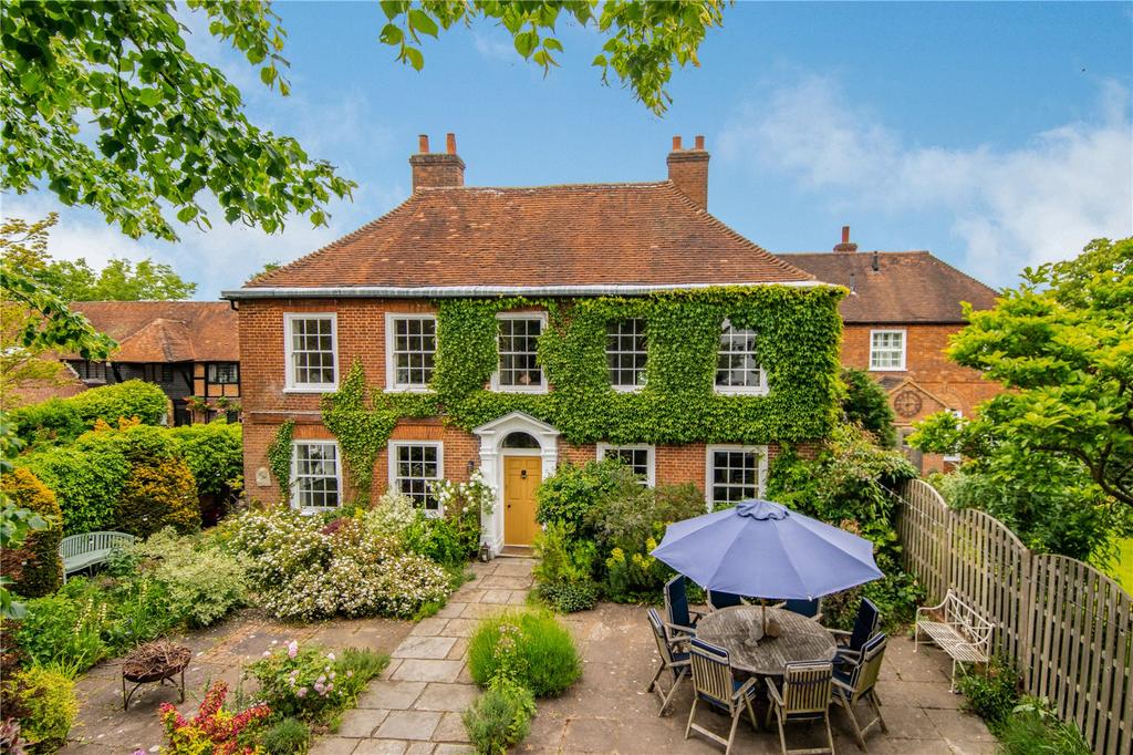 Waverley Lane, Farnham, Surrey 4 bed house £1,200,000