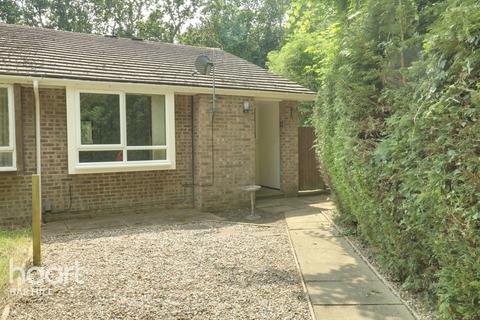 8 Appletrees, Bar Hill, Cambridge, CB23 8SJ