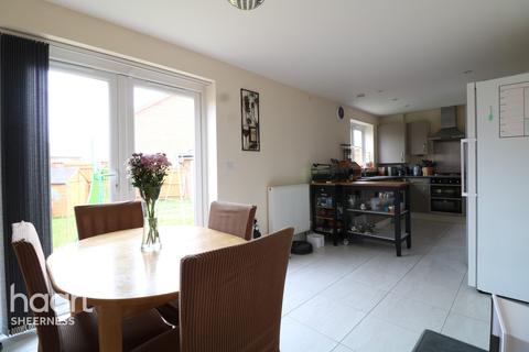 21 Larch End, Minster On Sea, Sheerness, ME12 3FJ