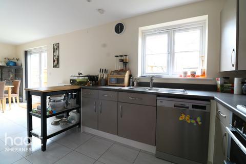 21 Larch End, Minster On Sea, Sheerness, ME12 3FJ