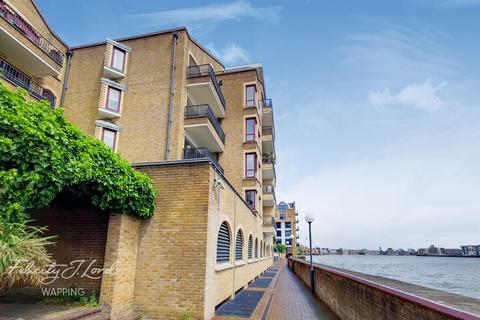 Studio for sale, Towerside, Wapping High Street, E1W