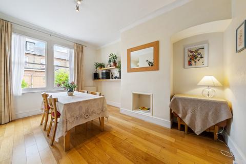 124 Hewitt Avenue, London, N22 6QE