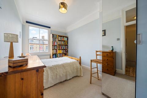124 Hewitt Avenue, London, N22 6QE