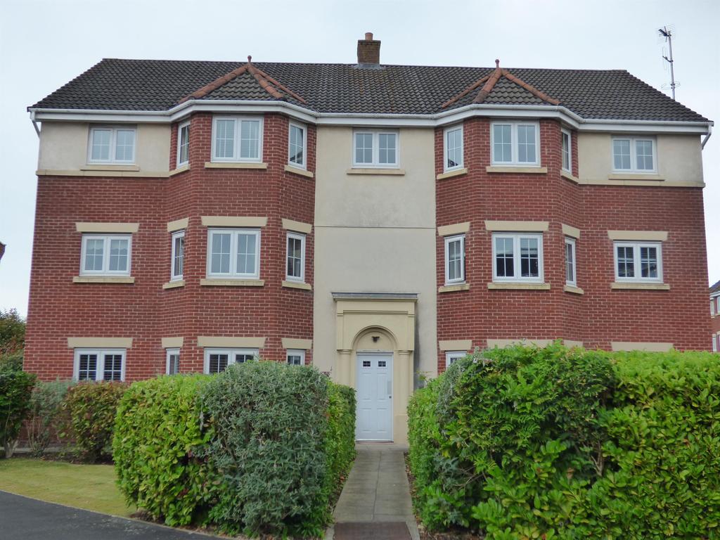 Lowry Gardens, Carlisle, CA3 0GX 2 bed flat £105,000