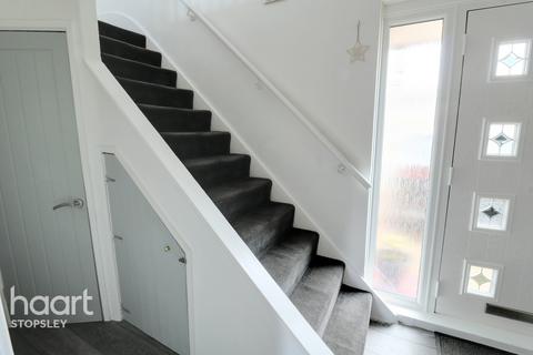72 Abbey Drive, Luton, LU2 0LQ