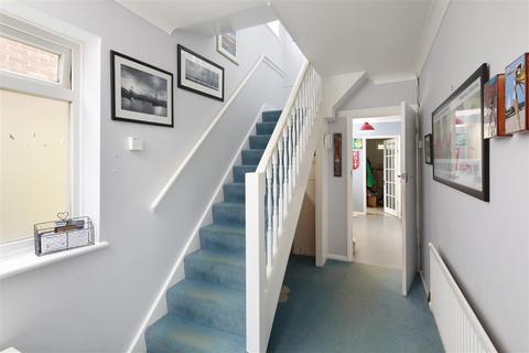 29 Blean Common, Blean, Canterbury, CT2 9EX