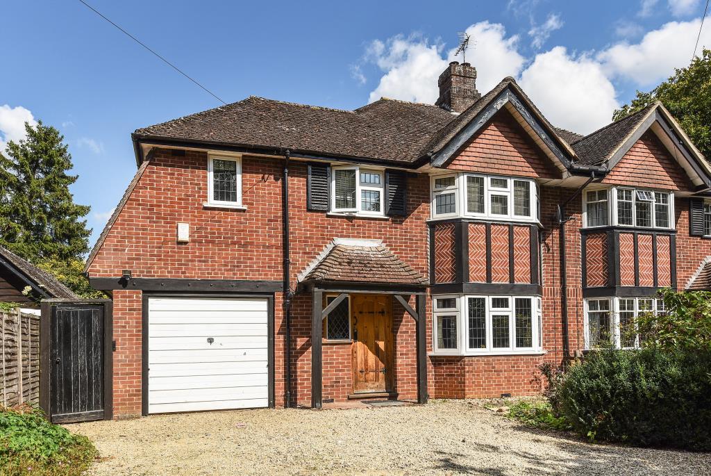 Burlington Crescent, Headington, OX3 4 bed semidetached house £1,750