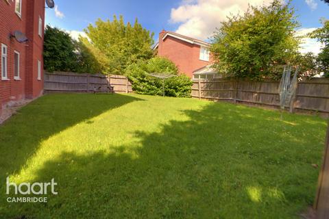 30 Fennec Close, Cambridge, CB1 9GG