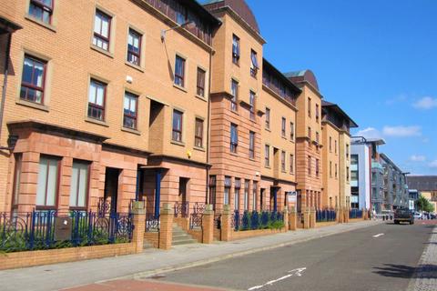 2 bedroom flat to rent, Cumberland Street, Glasgow, G5