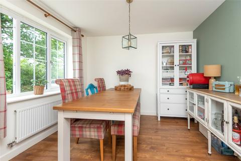 6 Hathaway Close, Penkridge, Stafford, ST19 5PD