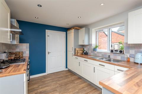 6 Hathaway Close, Penkridge, Stafford, ST19 5PD