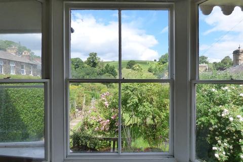 2 Castle View Terrace, Skipton, BD23 1NT