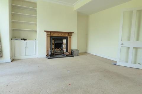2 Castle View Terrace, Skipton, BD23 1NT