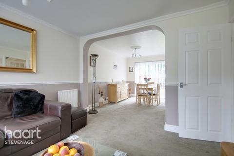 20 Berkeley Close, Stevenage, SG2 8SG