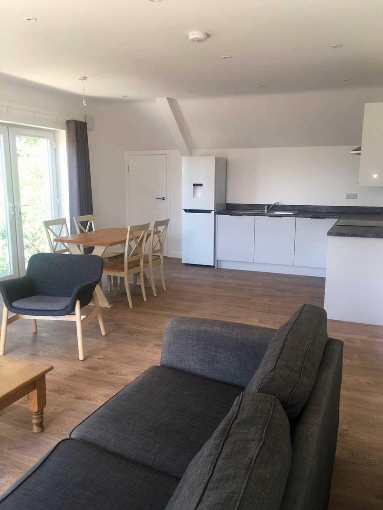 Cotton Hill, Manchester 2 bed semidetached house £995 pcm (£230 pw)