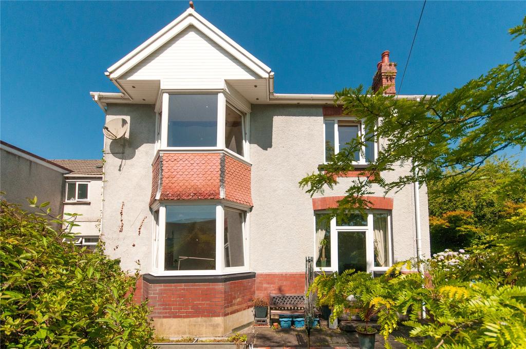Tanywern Lane, Ystalyfera, Swansea, SA9 4 bed detached house £249,950
