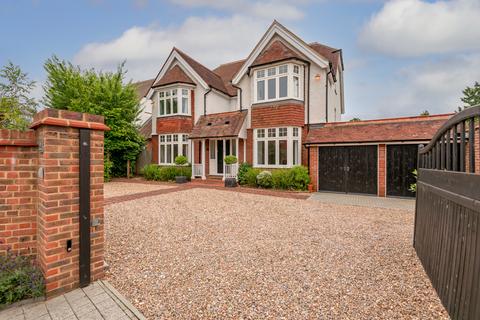 5 bedroom detached house to rent, Leatherhead