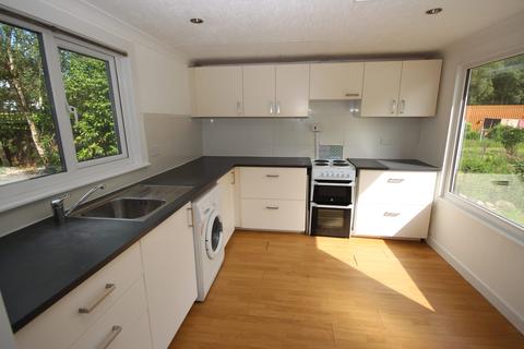 13 Dundeugh, Dalry, Castle Douglas, DG7 3SX