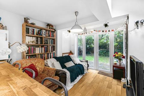 4 Blays Lane, Englefield Green, Egham, TW20 0PH