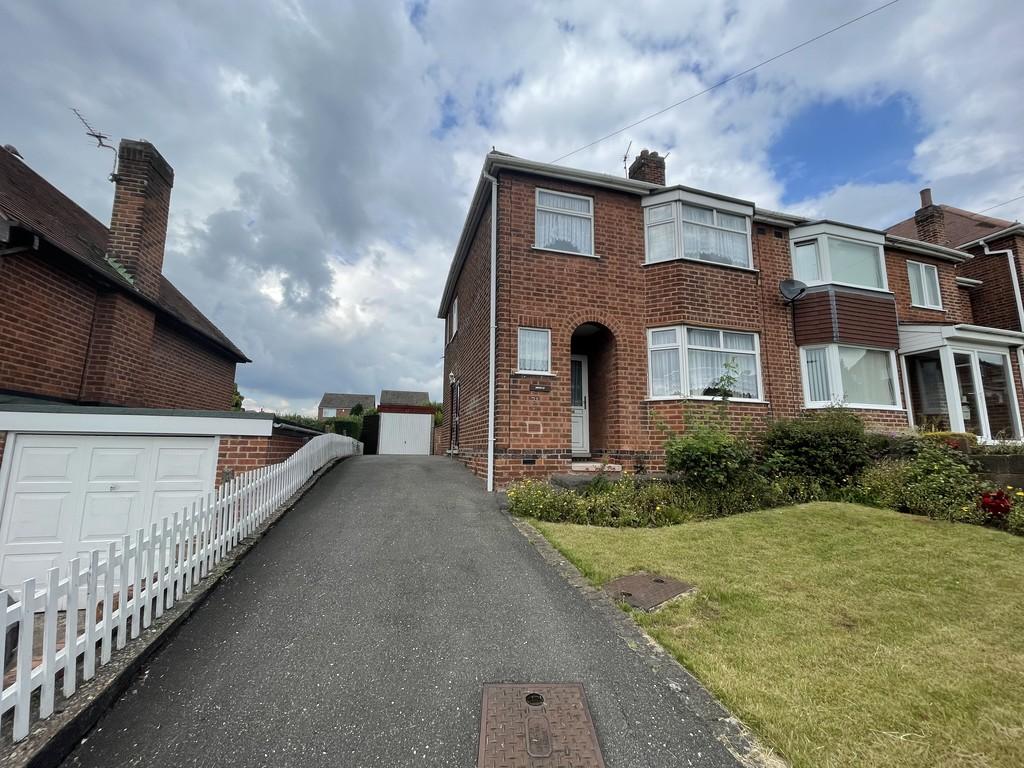Cromford Avenue, Carlton, Nottingham 3 bed semidetached house £200,000