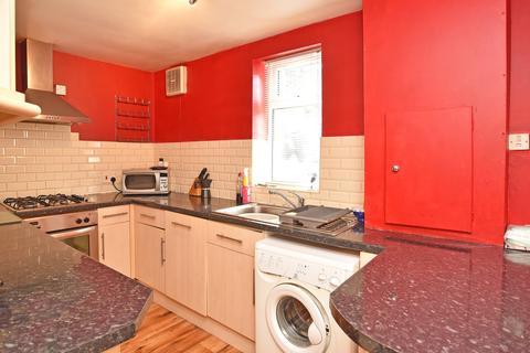 Flat 4, 17 Bower Road, Harrogate, HG1 1BE