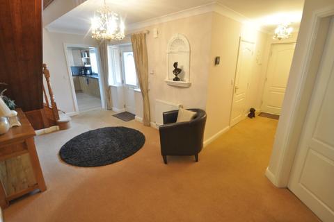 19 Bellwood Crescent, Thorne, Doncaster, DN8 4BA