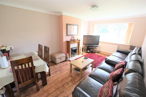 7 Red Lion Close, Orpington, BR5 4AP