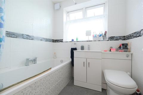 7 Red Lion Close, Orpington, BR5 4AP