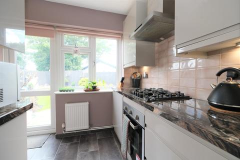 7 Red Lion Close, Orpington, BR5 4AP