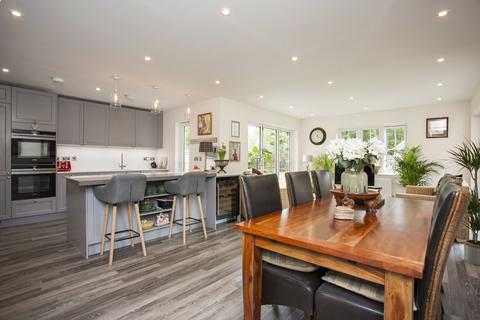 Windlesham Eridge Road, Crowborough, TN6 2SS