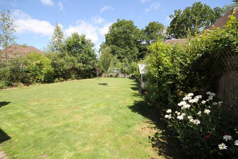 Windlesham Eridge Road, Crowborough, TN6 2SS
