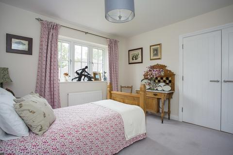 Windlesham Eridge Road, Crowborough, TN6 2SS