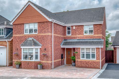 8 Findon Close, Redditch, B97 6UG