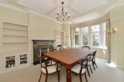 27 Western Gardens, London, W5 3RS