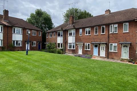 15 Alma Close, London, N10 2NE